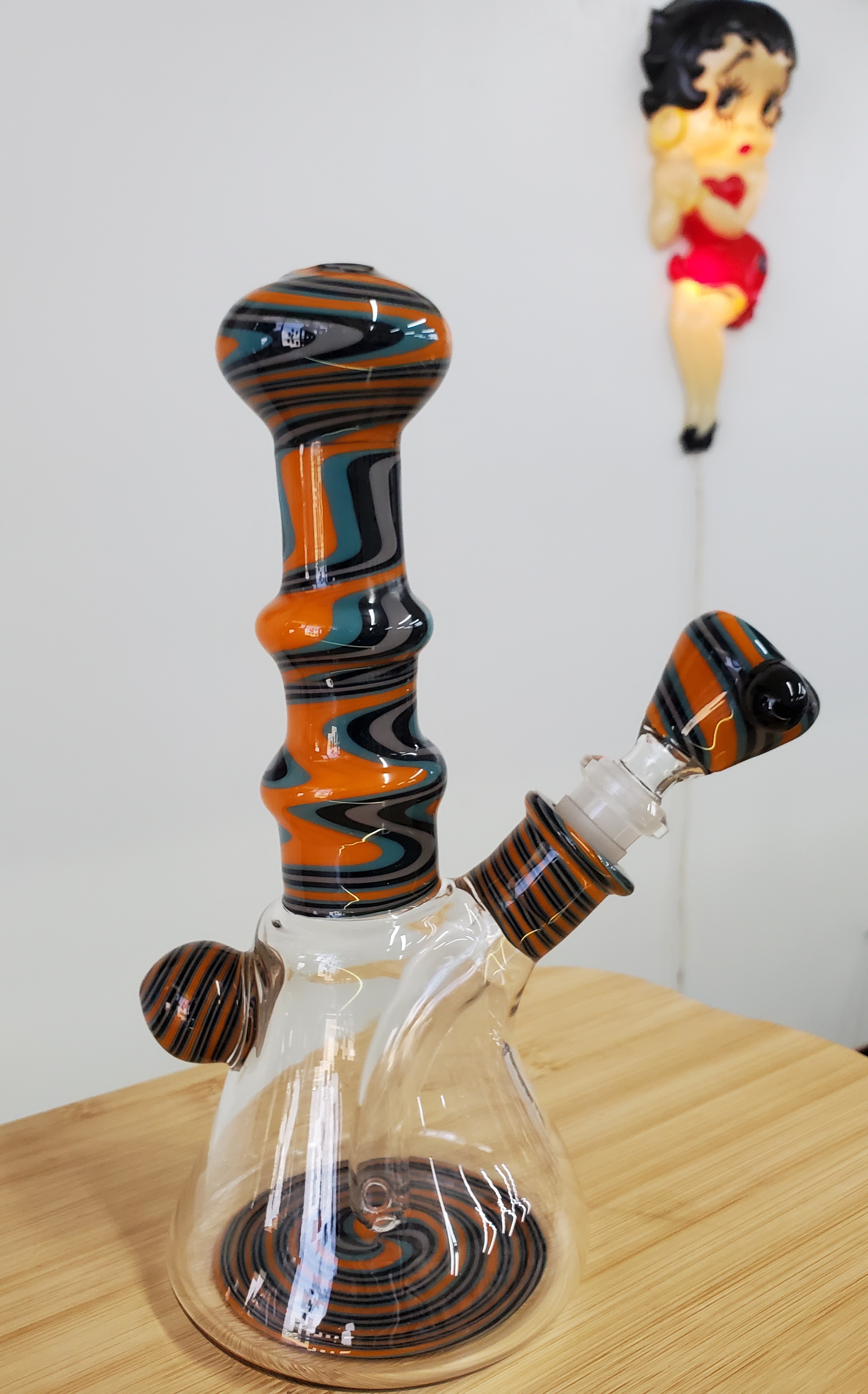 281 GlassJun222.jpg